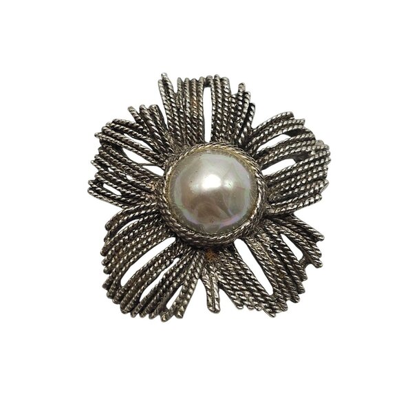 Vintage Silver Tone Flower Brooch With Faux Grey Pearl Center - Picture 1 of 4